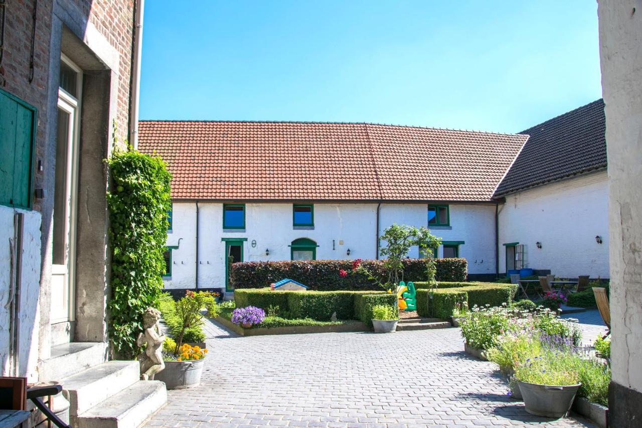 B&B De Oude Winning Riemst Exterior photo